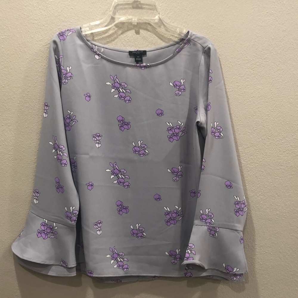 Ann Taylor long sleeve blouse